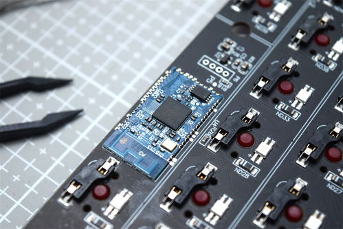 內(nèi)外兼修,表里如一,達爾優(yōu)a84烈焰紅三模機械鍵盤拆解